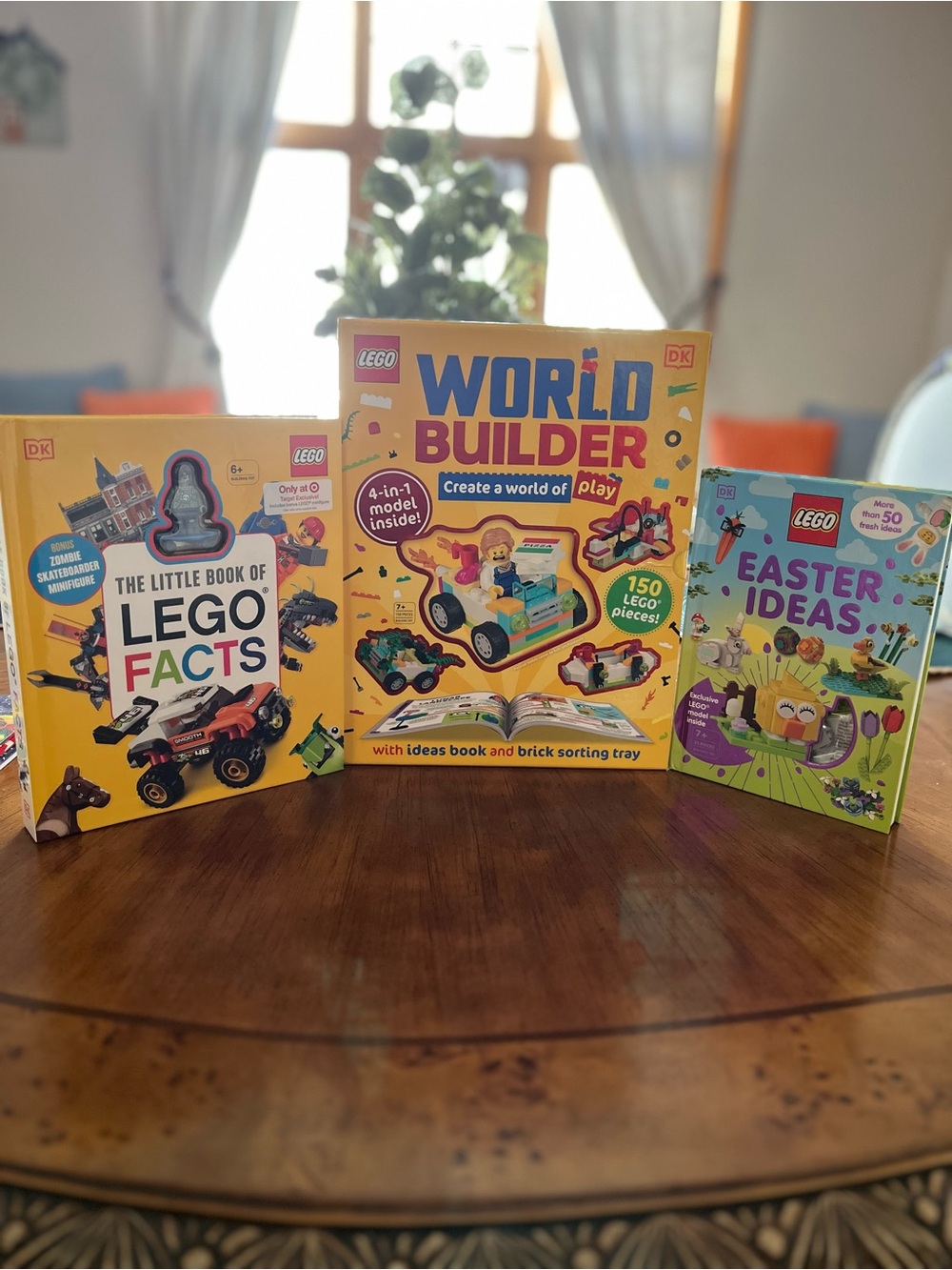 LEGO World Builder Play Set & Book Bundle - Yellow